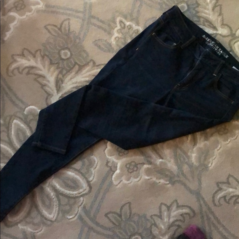 American Eagle dark blue super stretch jeggings